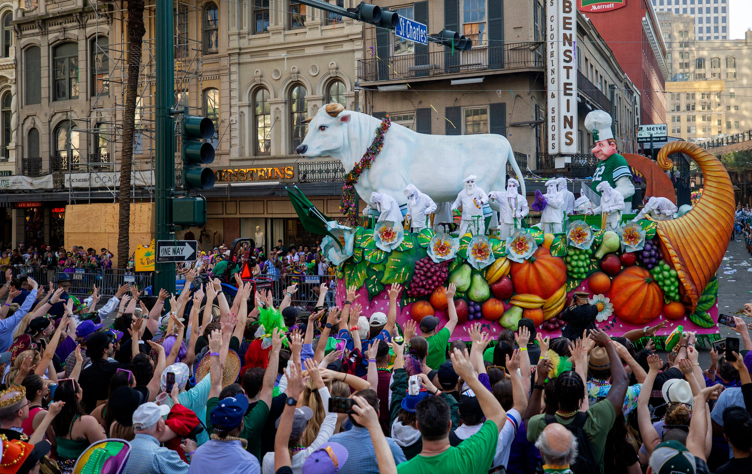 The Boeuf Gras float turns onto Canal Street on Mardi Gras Day in New Orleans, Tuesday, Feb. 21, 2023. (David Grunfeld/The Times-Picayune/The New Orleans Advocate via AP) ORG XMIT: LAORS608
